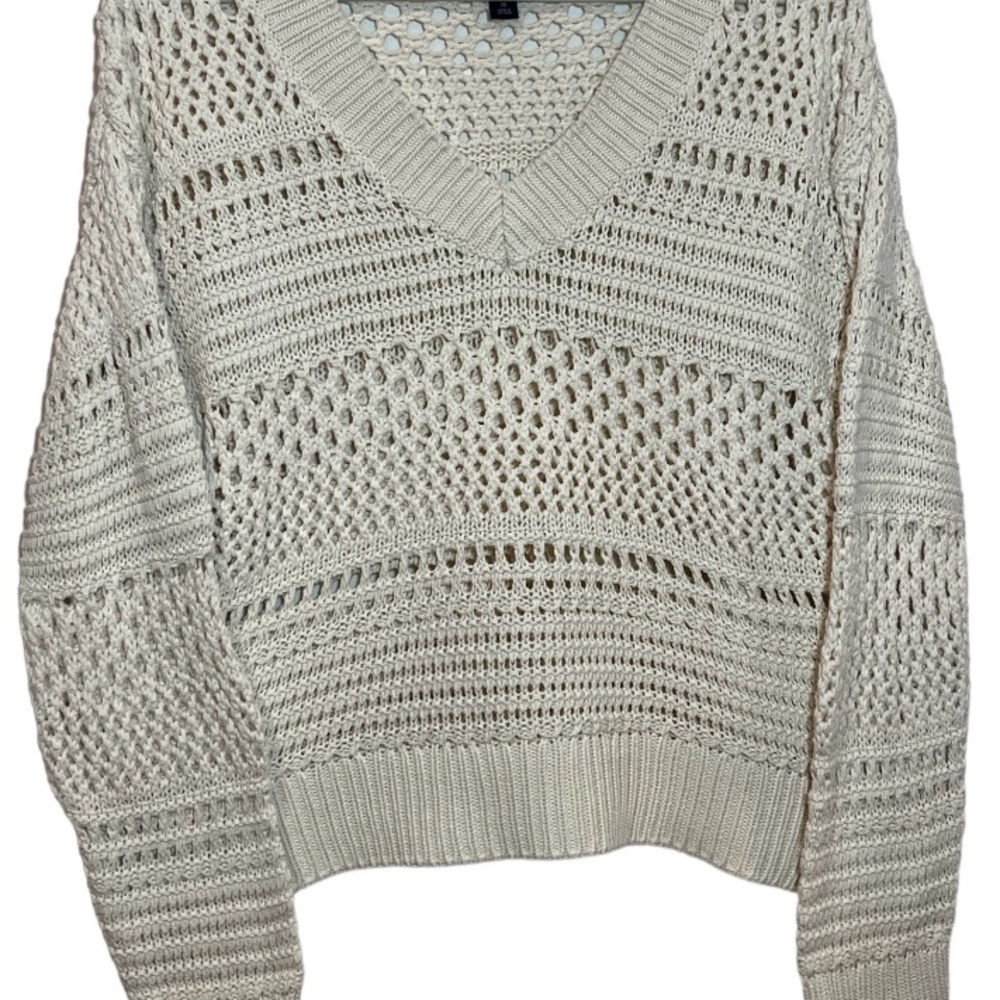 Top by Universal Threads - Picture 13 of 17